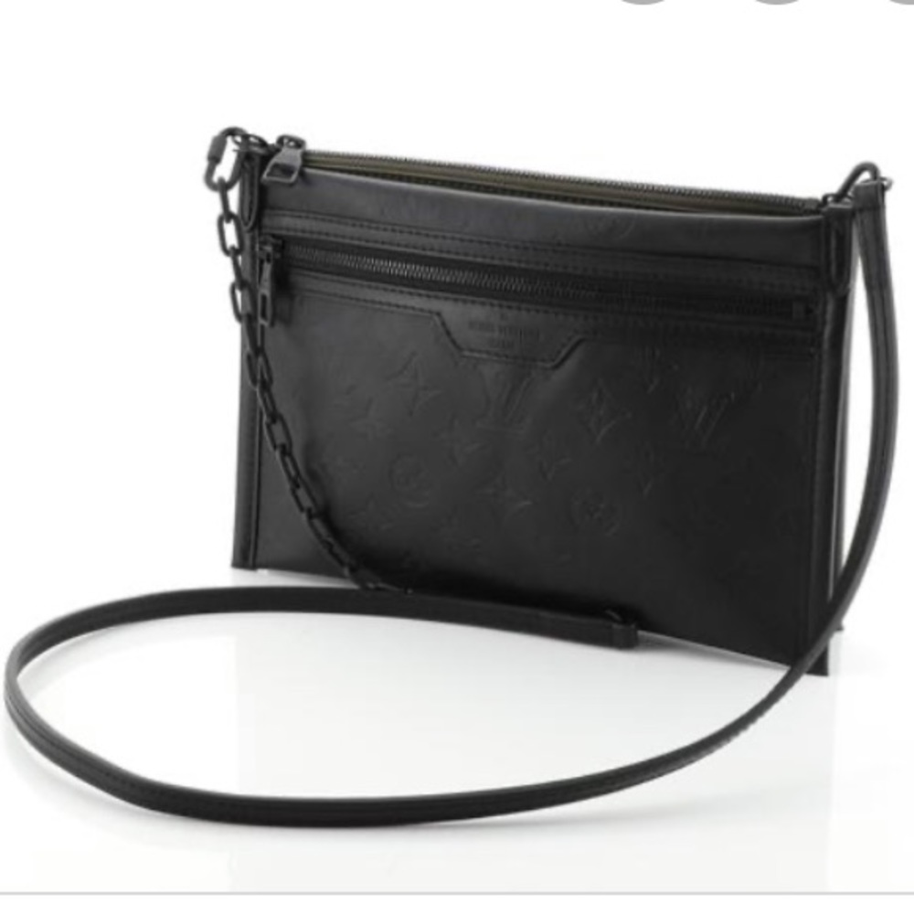 *FLASH SALE until 6/8/21*Louis Vuitton CA1189🦄 - Picture 6 of 16